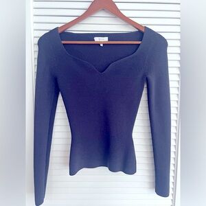 Reiss Emira Ribbed Top / Color: Navy / Size: Small / Gently Worn